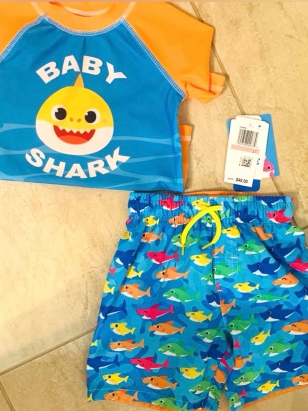 Nickelodeon Baby Shark Rashguard Top & Trunks Set - Picture 3 of 6